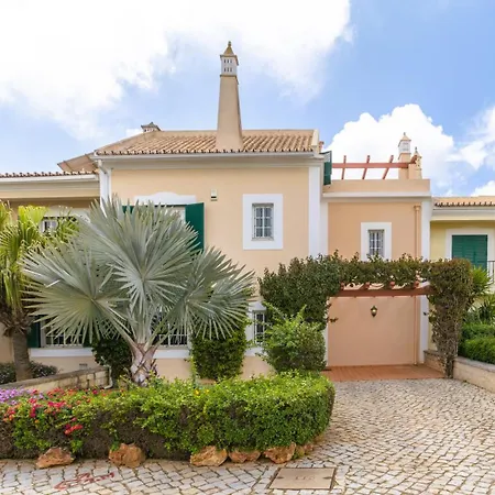 - Limoni Vilamoura