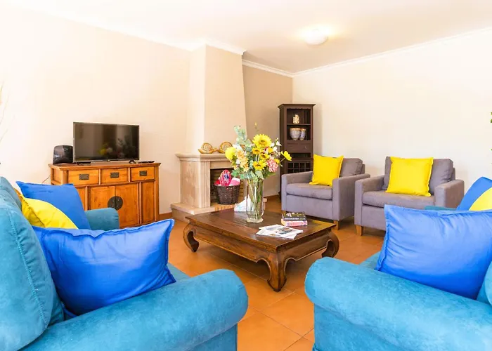 - Limoni 别墅 维拉摩拉